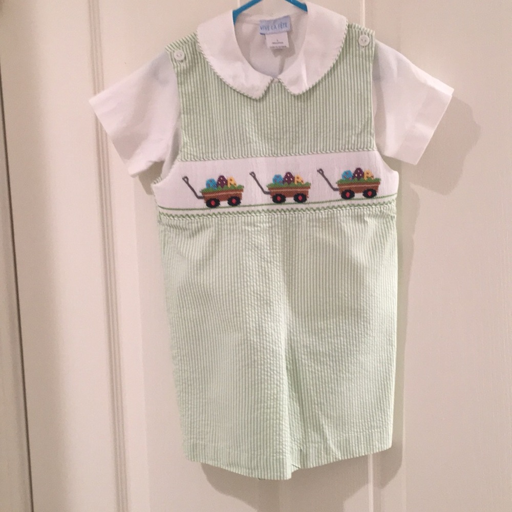 Vive La Fete boys smocked 2t Easter shortall